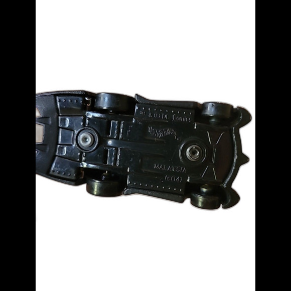 Hot Wheels Batmobile DC Comics S04 Matte Black Diecast Collectible Toy Car 2004 - Picture 16 of 16